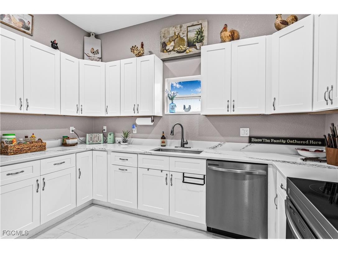 7005 Berwick Circle Labelle FL 33935 2025005093 image18