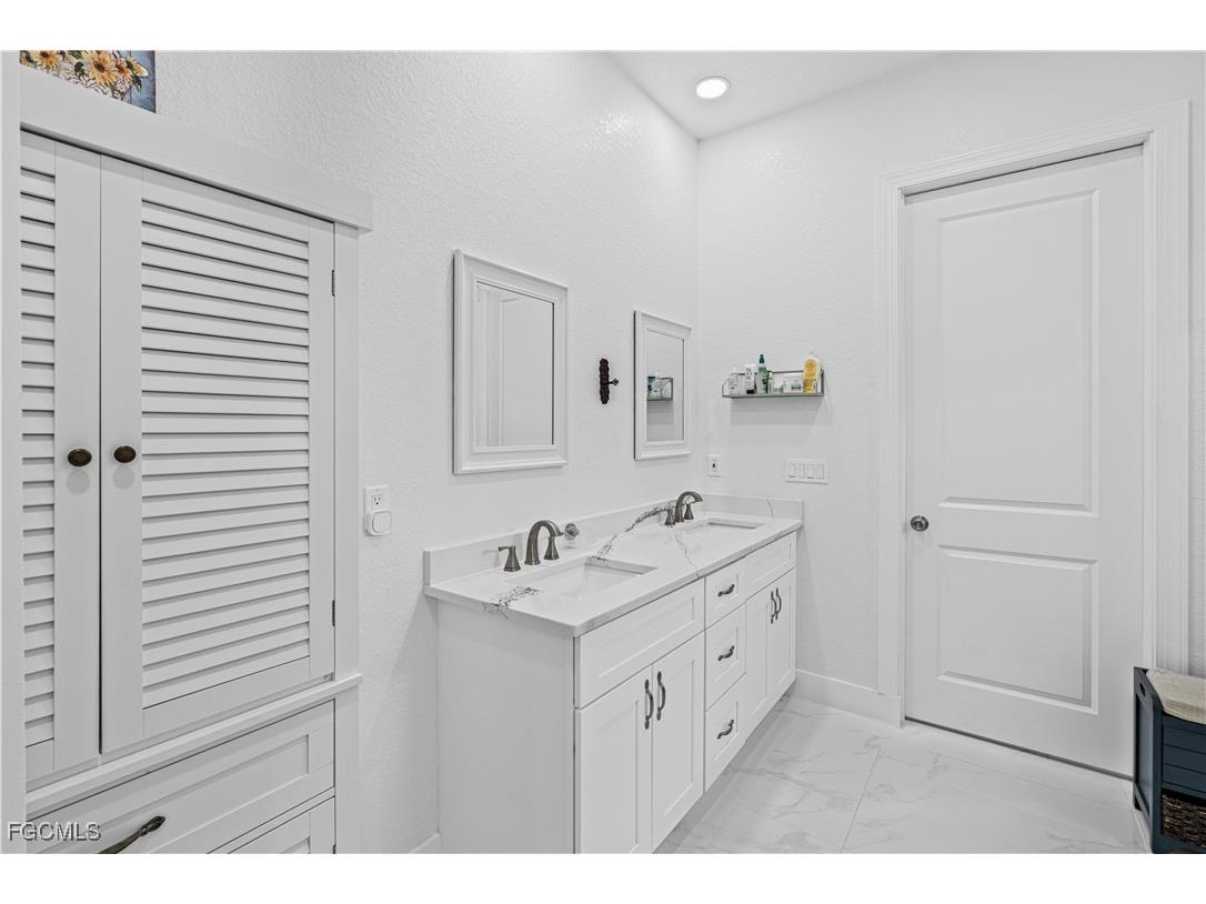 7005 Berwick Circle Labelle FL 33935 2025005093 image28