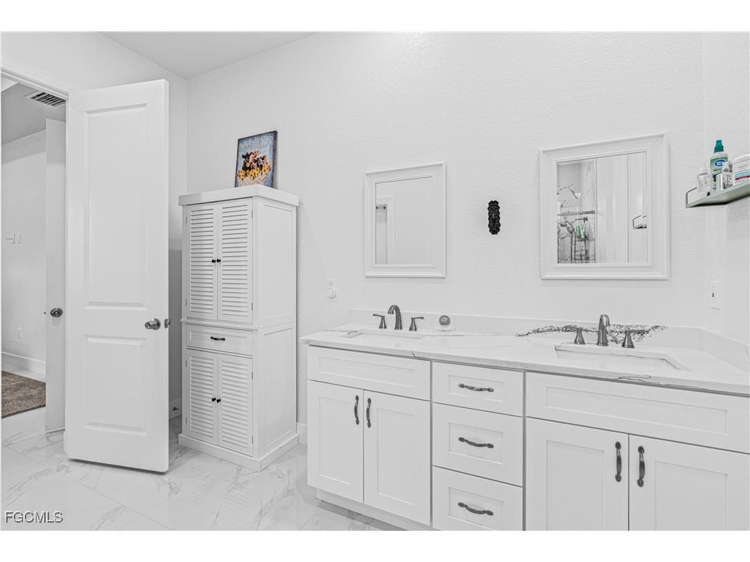 7005 Berwick Circle Labelle FL 33935 2025005093 image30