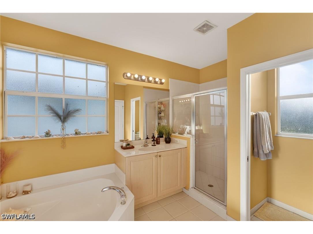 7005 Romana Way #1701 Naples FL 34119 226013406 image24