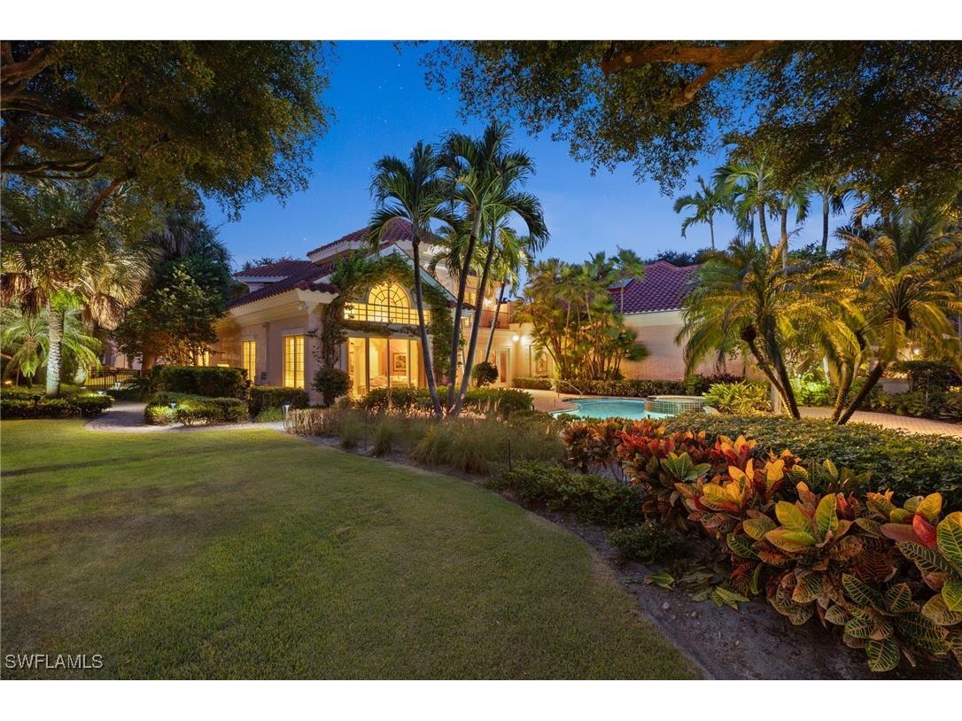 7005 Verde Way Naples FL 34108 225068159 image1