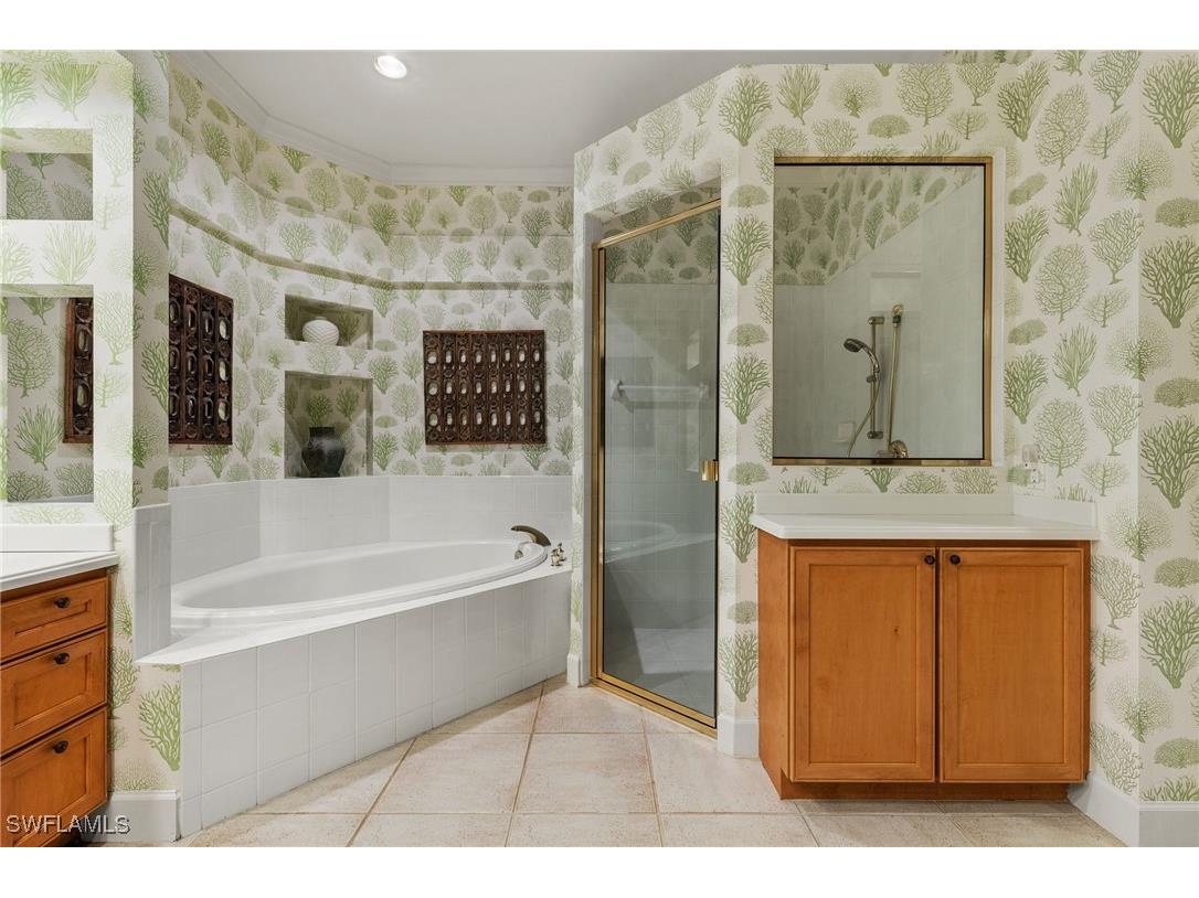 7005 Verde Way Naples FL 34108 225068159 image21