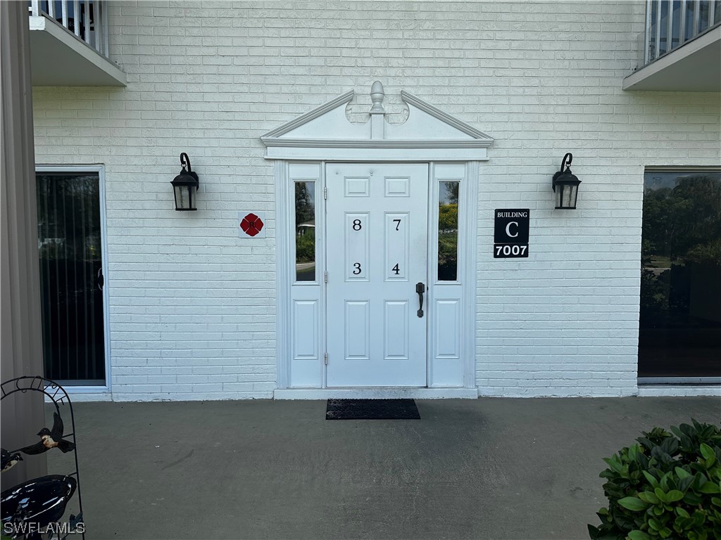 7007 New Post Drive #4 North Fort Myers FL 33917 223073111 image1