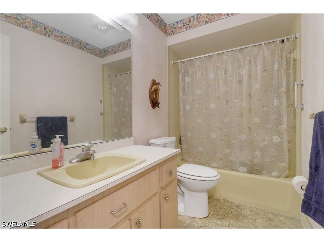 7008 Cedarhurst Drive Fort Myers FL 33919 226018526 image21