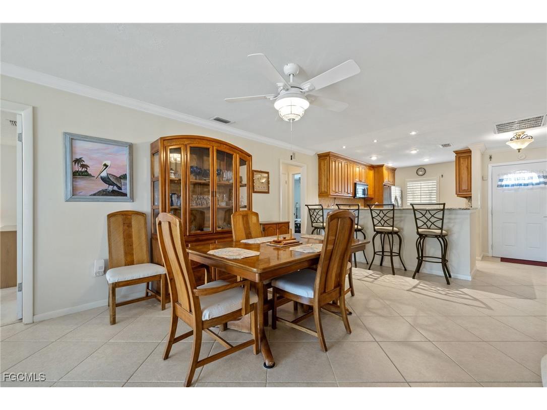 7008 Foxfire Drive Fort Myers FL 33919 2025025991 image10