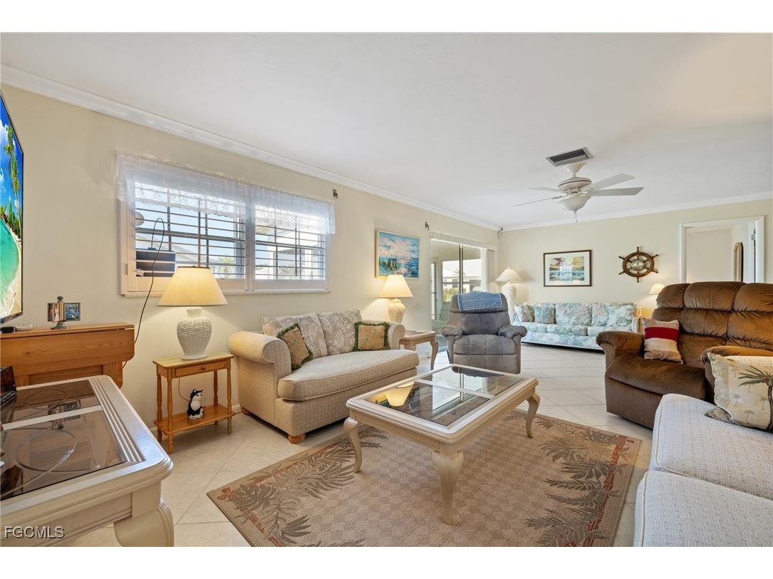 7008 Foxfire Drive Fort Myers FL 33919 2025025991 image14