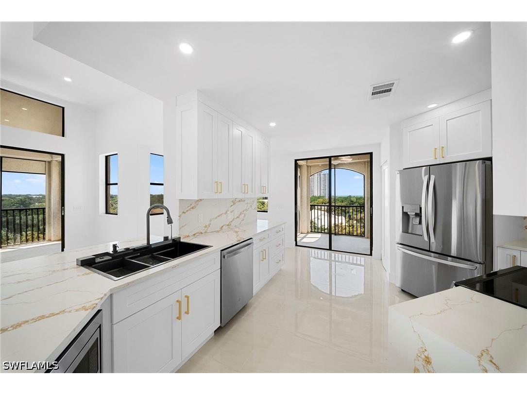7008 Pelican Bay Boulevard #H501 Naples FL 34108 226019174 image27