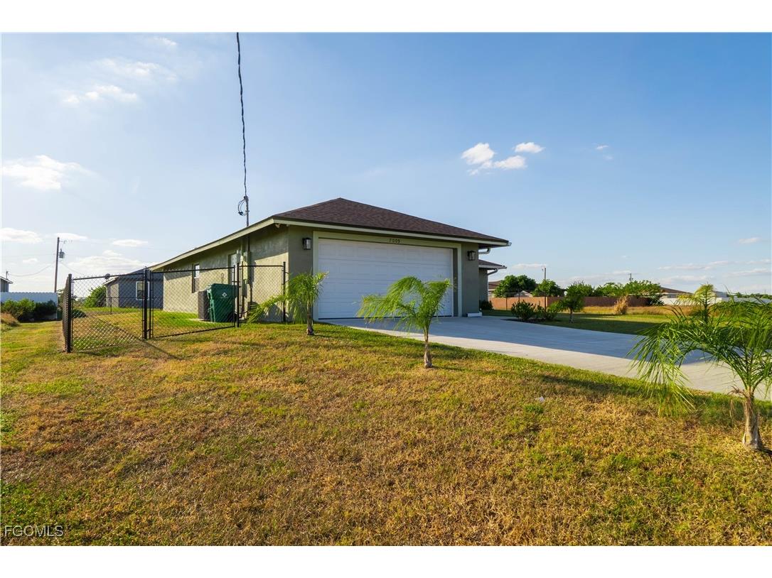 7009 Lotus Circle Labelle FL 33935 2025020808 image2