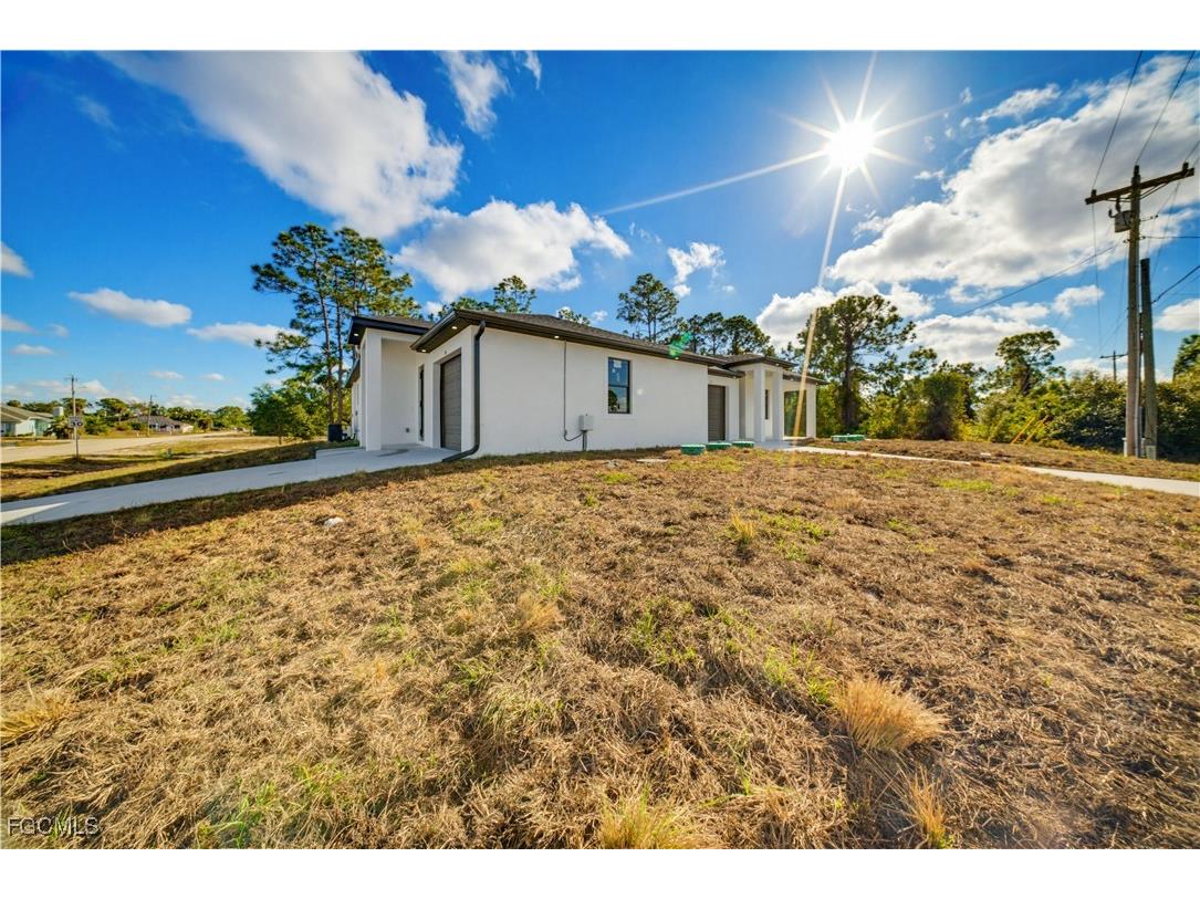 701-703 Homestead Road S Lehigh Acres FL 33974 2026003848 image4