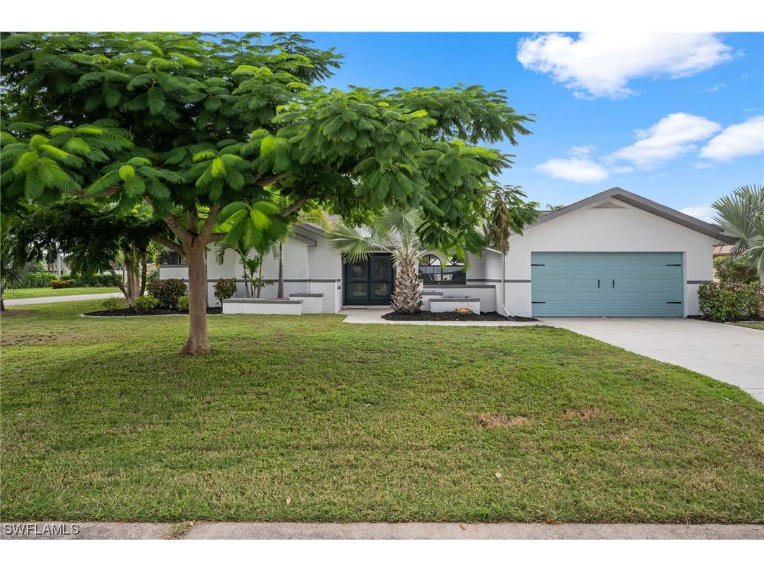 701 Astarias Circle Fort Myers FL 33919 223075174 image1