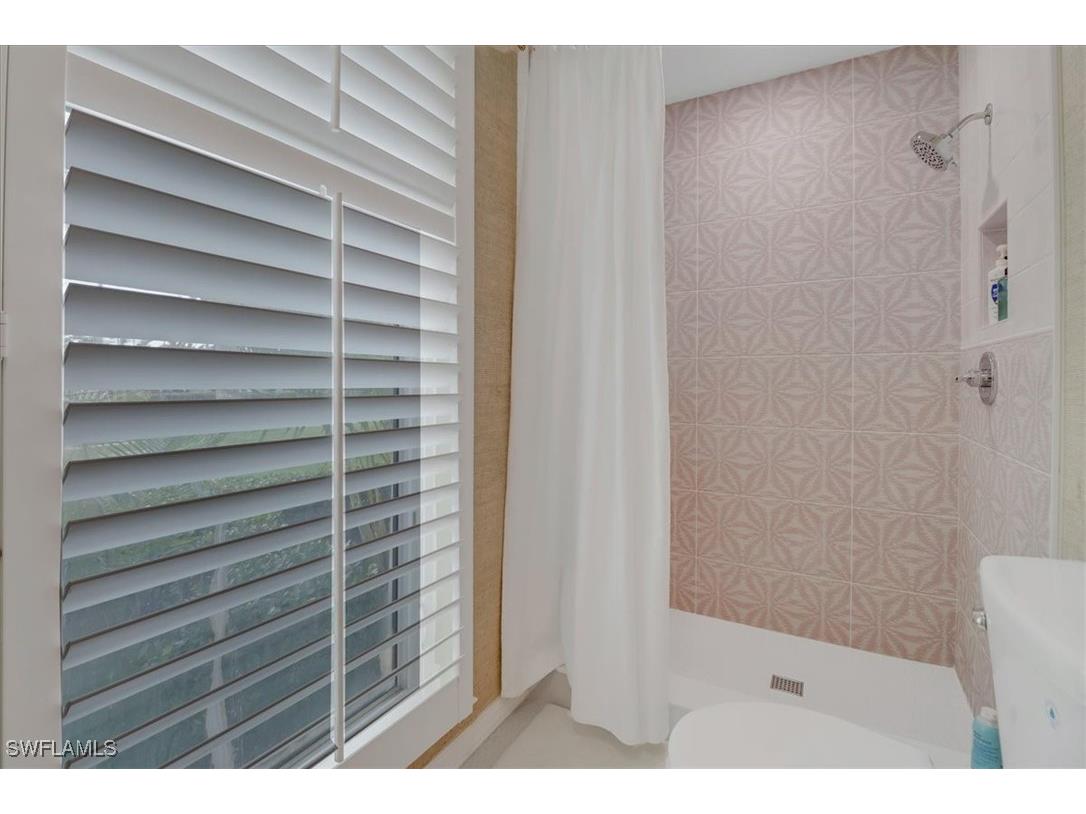 701 Harbour Drive Naples FL 34103 225073622 image12