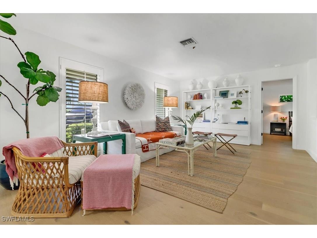 701 Harbour Drive Naples FL 34103 225073622 image5