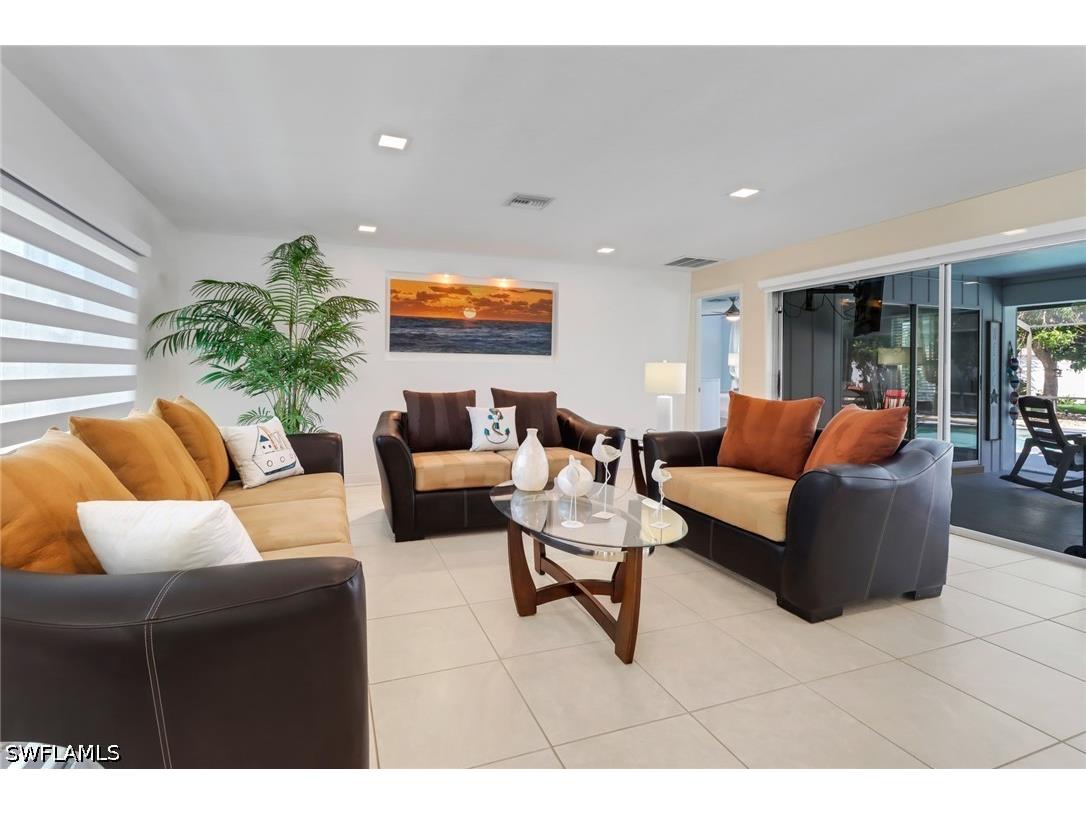 701 N Barfield Drive Marco Island FL 34145 226018127 image6
