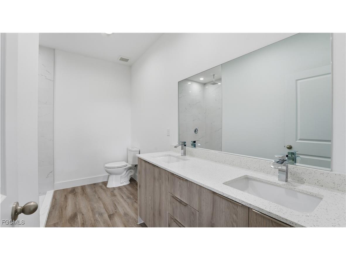 7010 S Rich Court Labelle FL 33935 2025015140 image10