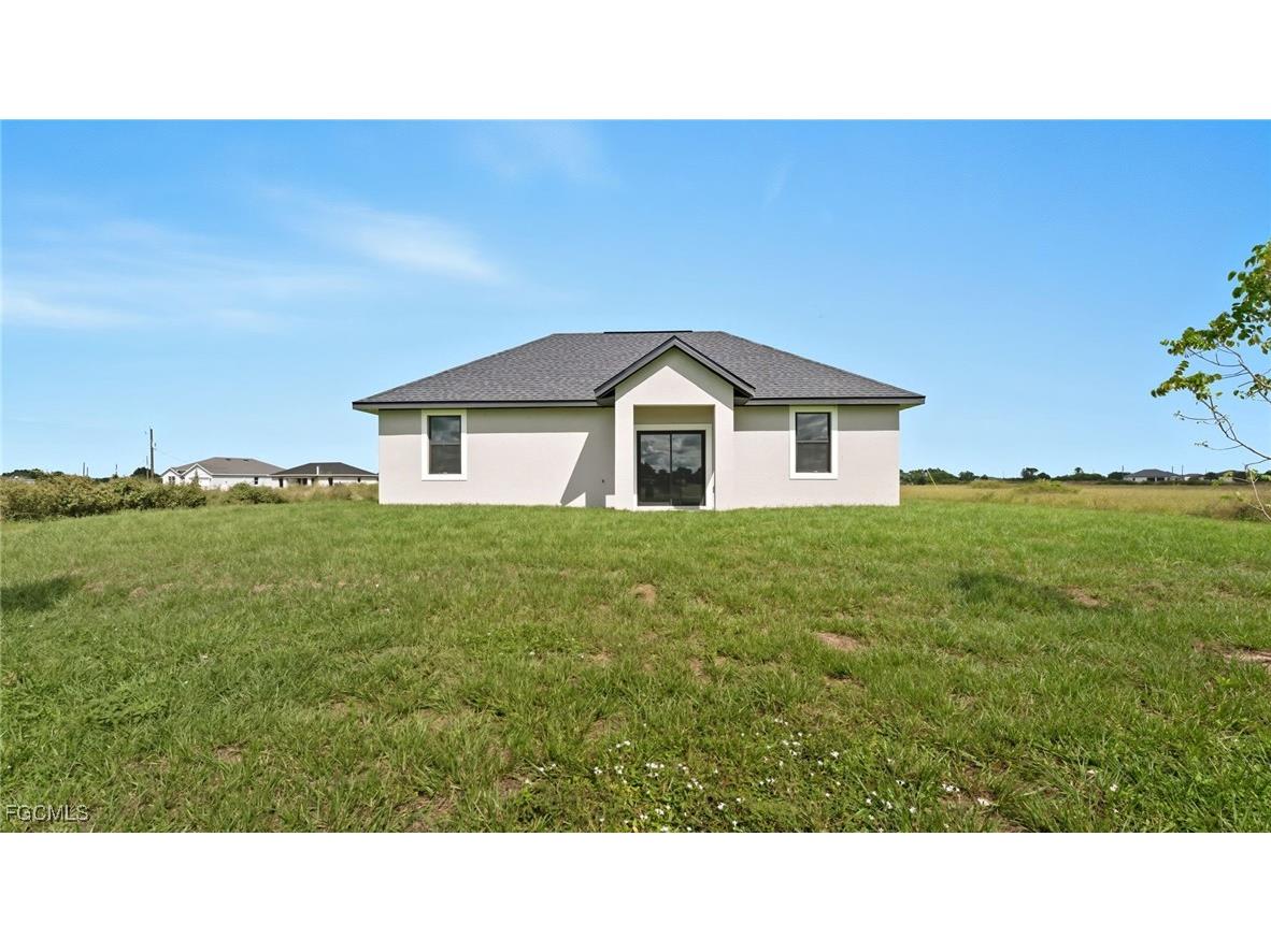 7010 S Rich Court Labelle FL 33935 2025015140 image4