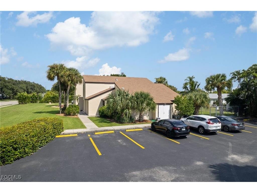7012 Constitution Boulevard #206 Fort Myers FL 33967 2025004447 image4