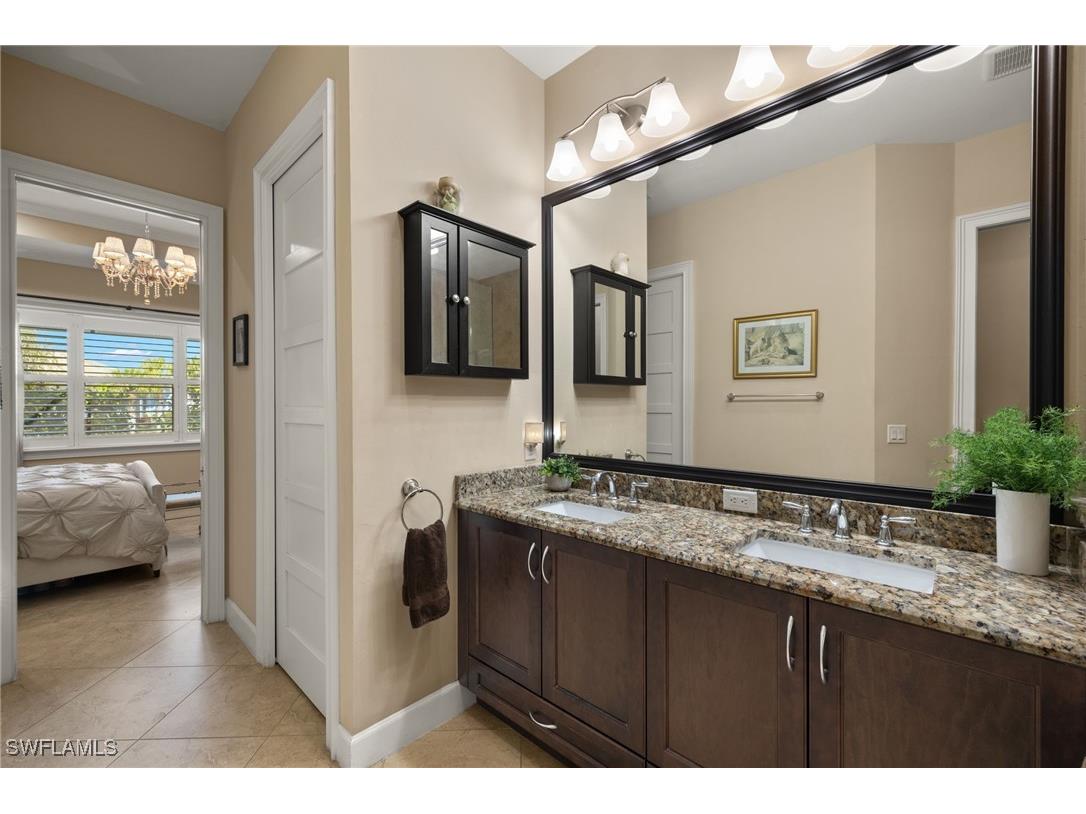 7014 Dominica Drive Naples FL 34113 226003349 image16