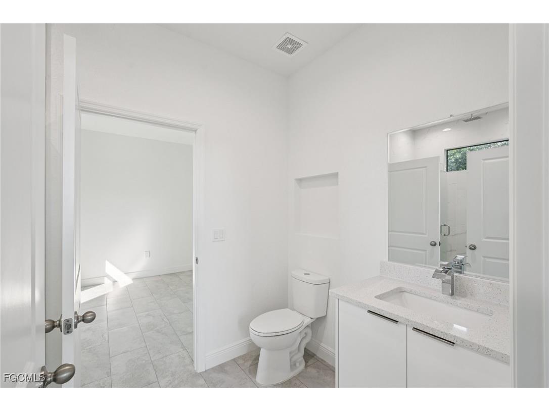 7015 Jolly Circle Labelle FL 33935 2025011427 image19