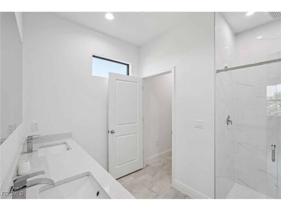 7015 Jolly Circle Labelle FL 33935 2025011427 image23