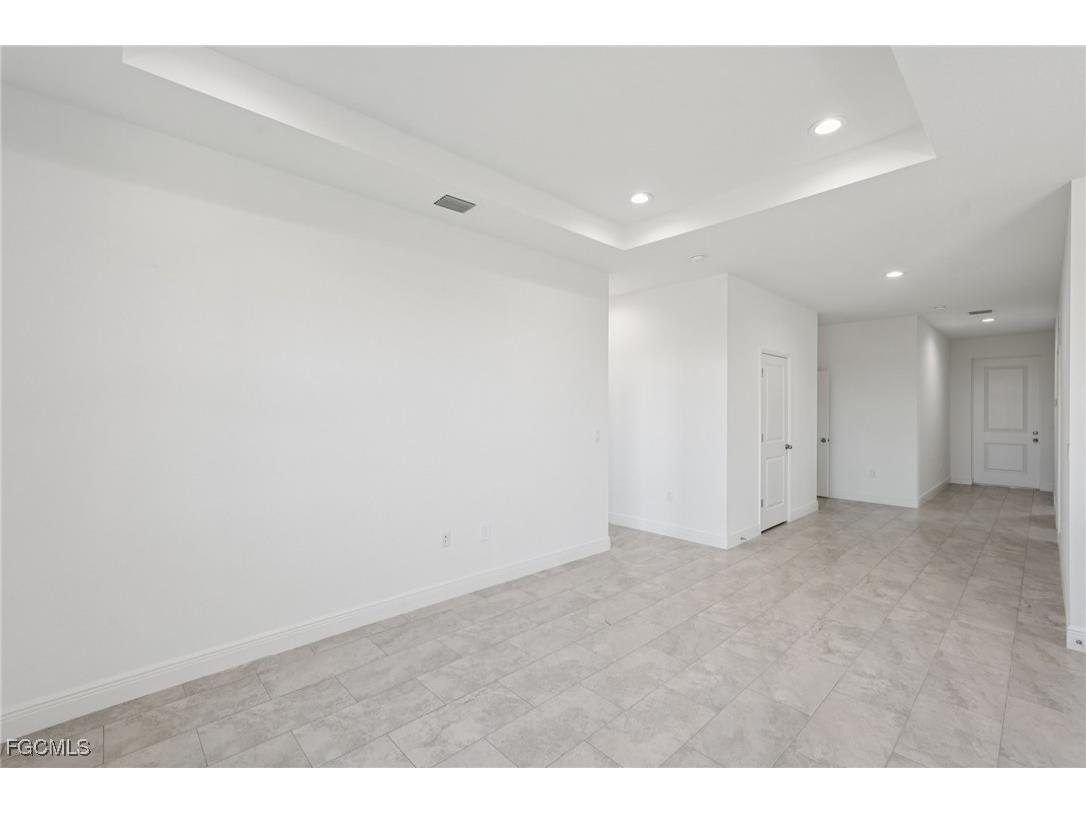 7015 Jolly Circle Labelle FL 33935 2025011427 image6