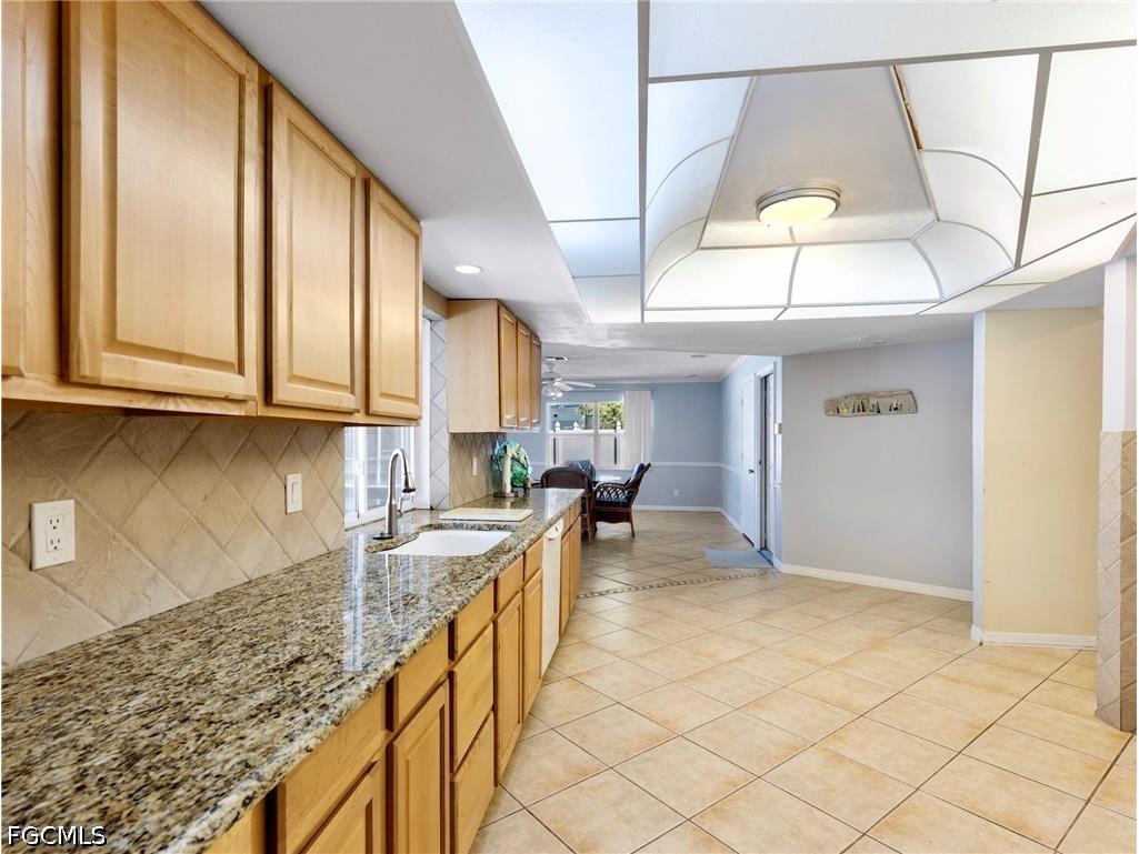 7018 Overlook Drive Fort Myers FL 33919 2026014114 image11