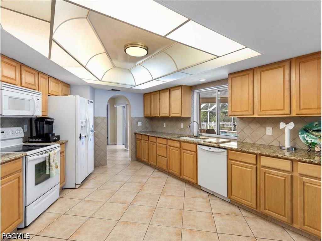 7018 Overlook Drive Fort Myers FL 33919 2026014114 image12