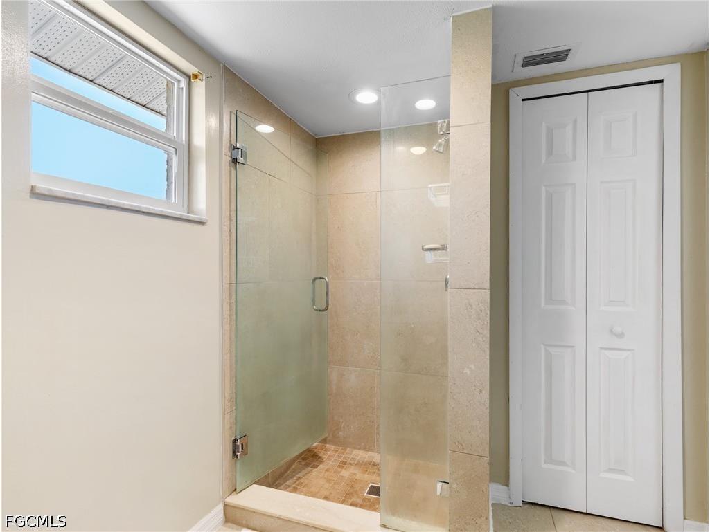 7018 Overlook Drive Fort Myers FL 33919 2026014114 image22