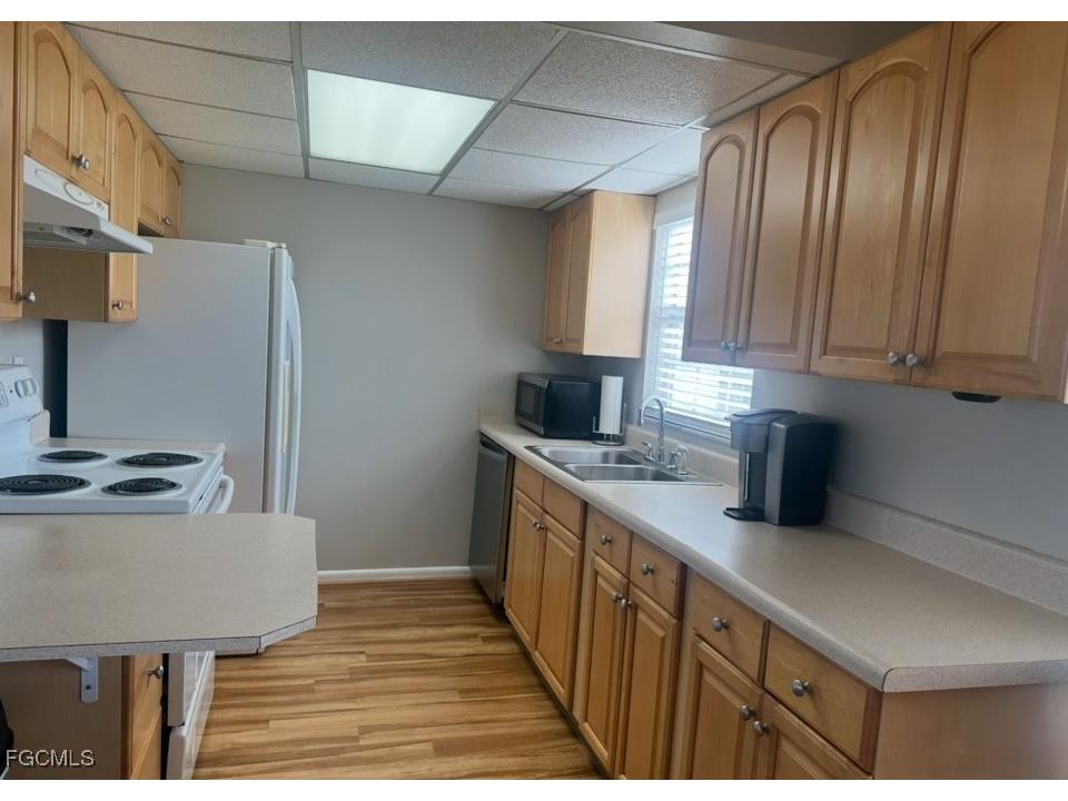 7019 Cedarhurst Drive #9B Fort Myers FL 33919 2025000278 image4