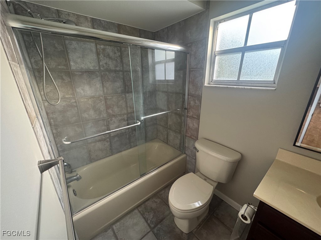 7019 Cedarhurst Drive #9D Fort Myers FL 33919 2025020825 image15