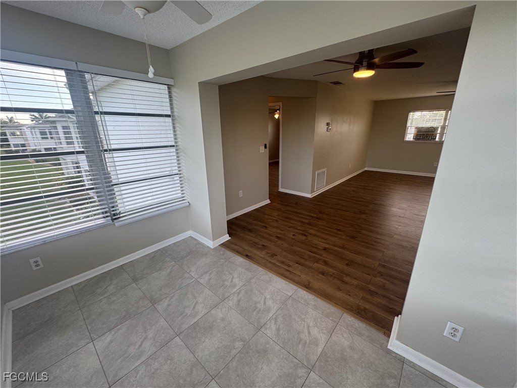 7019 Cedarhurst Drive #9D Fort Myers FL 33919 2025020825 image19