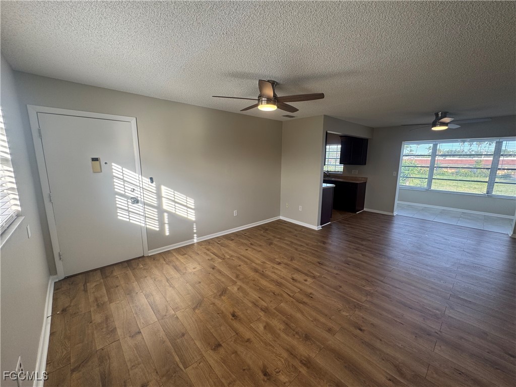 7019 Cedarhurst Drive #9D Fort Myers FL 33919 2025020825 image24