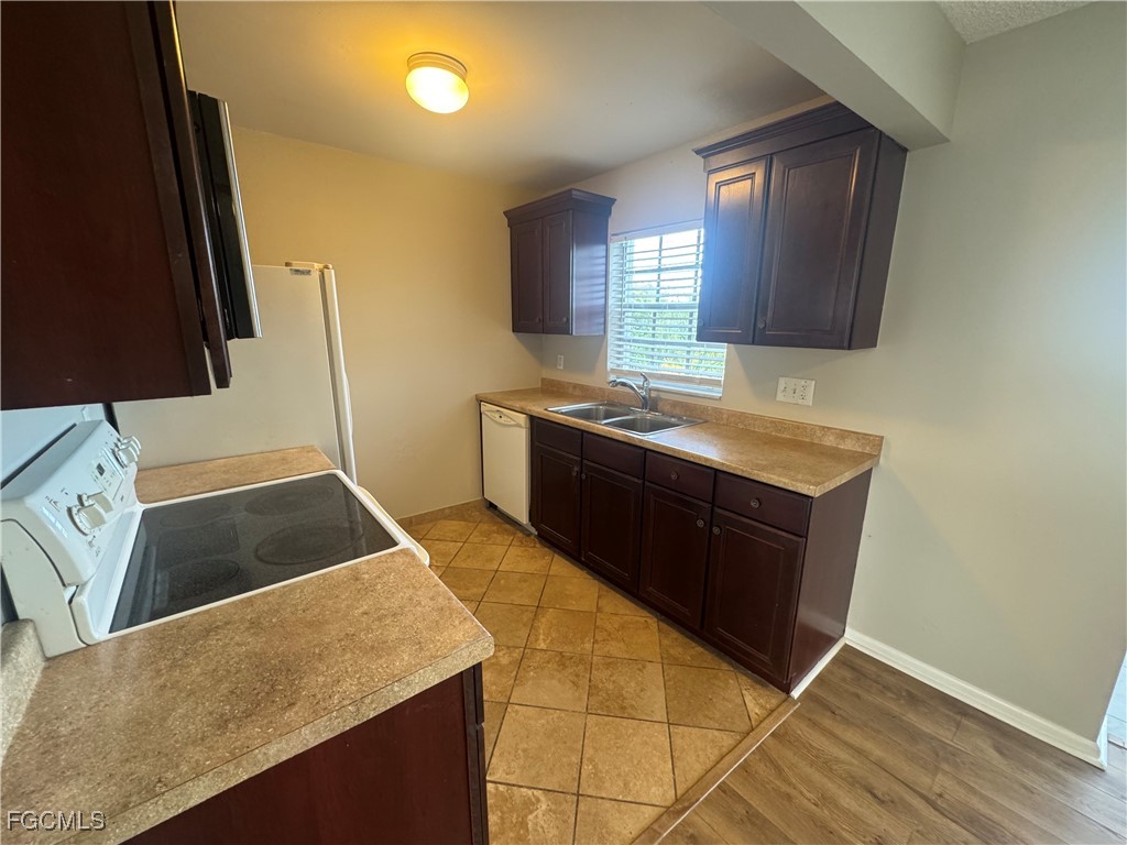 7019 Cedarhurst Drive #9D Fort Myers FL 33919 2025020825 image6