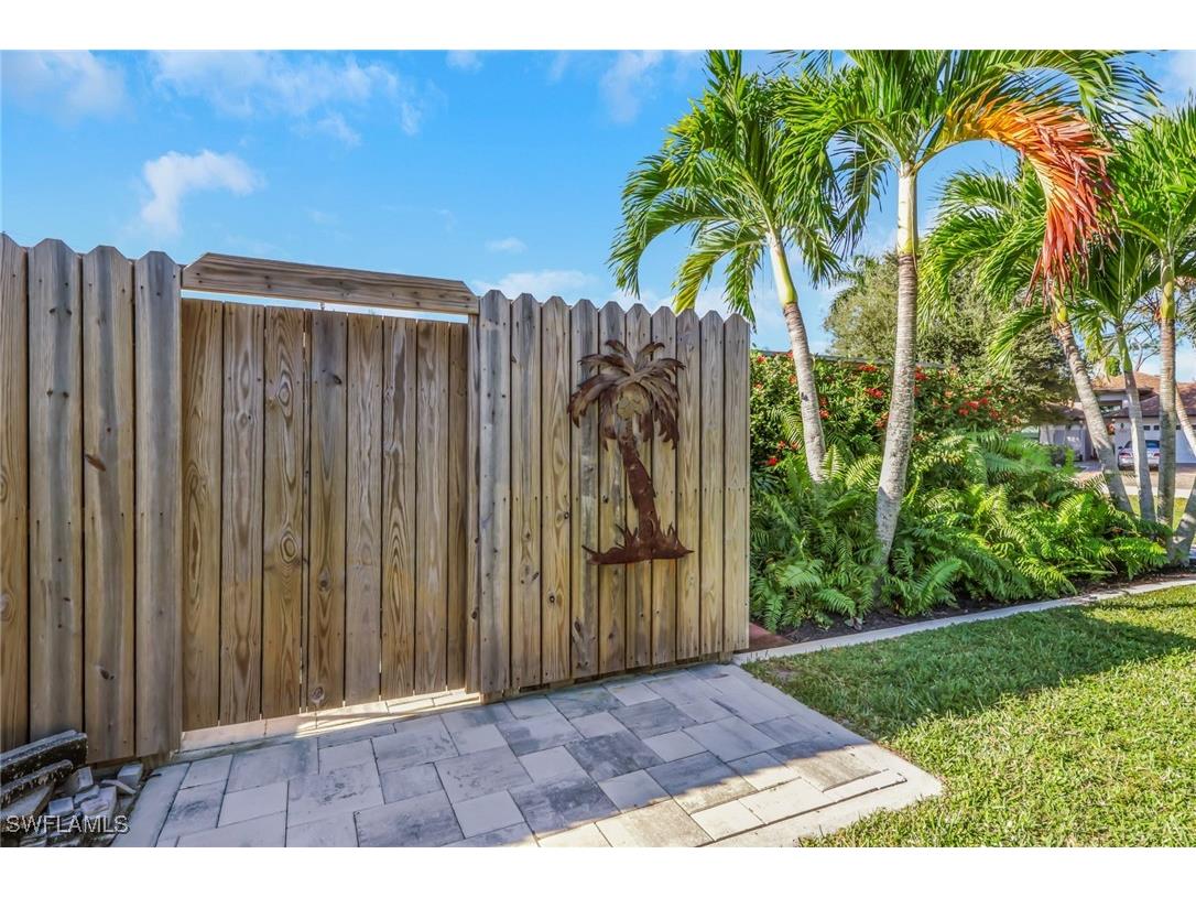 702 E Valley Drive Bonita Springs FL 34134 225074842 image6