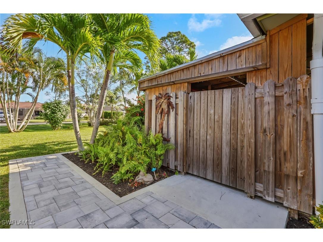 702 E Valley Drive Bonita Springs FL 34134 225074842 image7