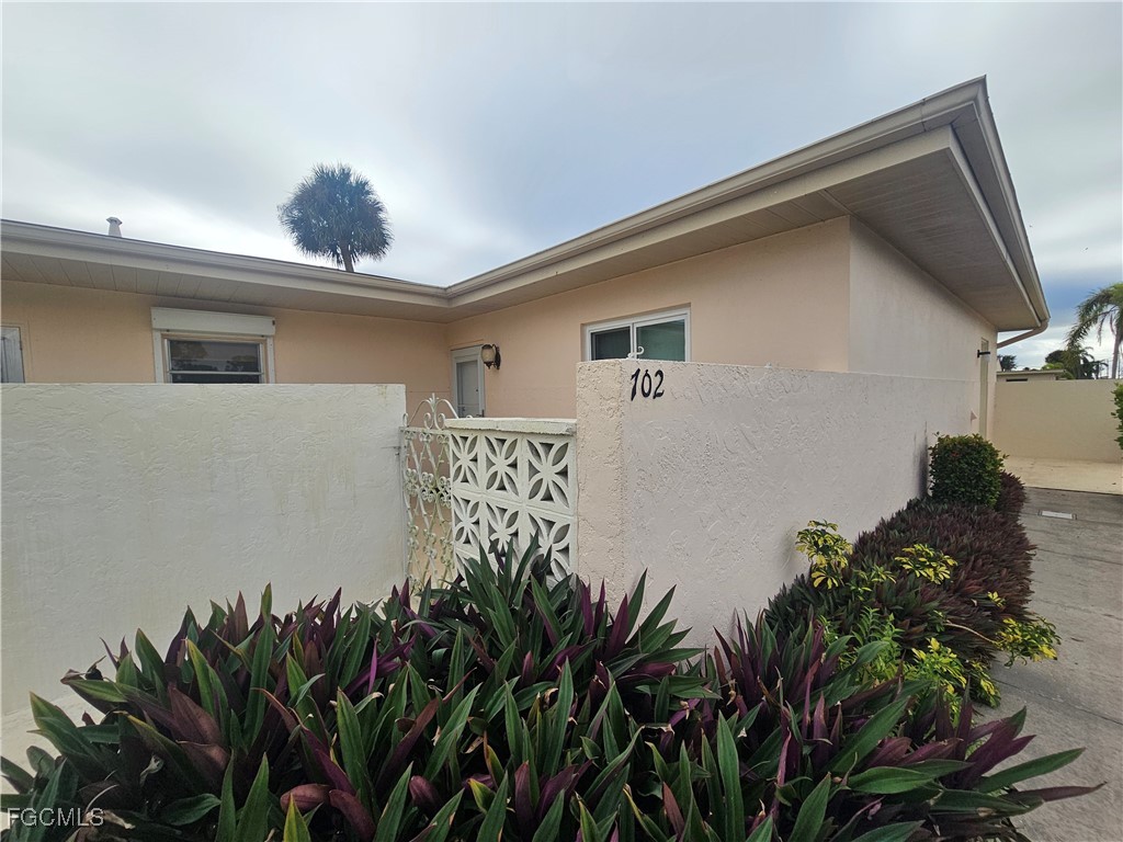 702 Joel Boulevard Lehigh Acres FL 33936 2025024088 image1