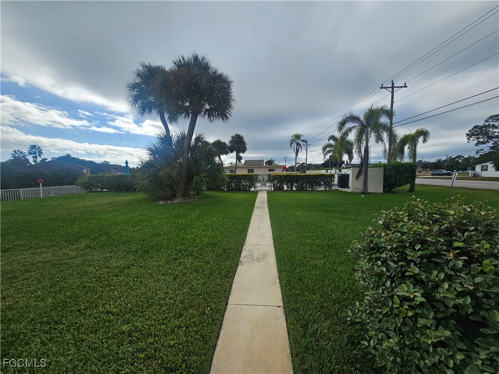 702 Joel Boulevard Lehigh Acres FL 33936 2025024088 image20
