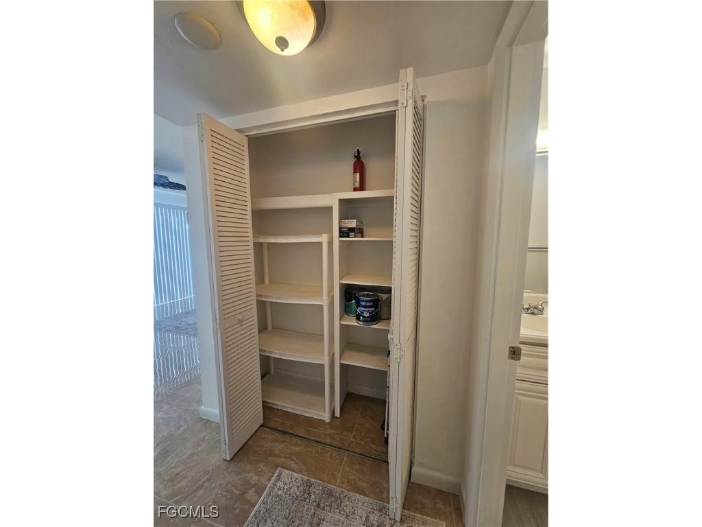 702 Joel Boulevard Lehigh Acres FL 33936 2025024088 image5