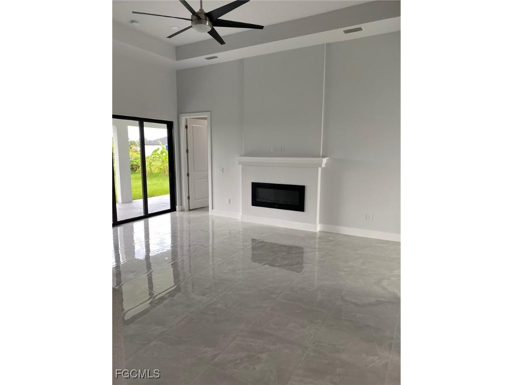 702 NW 2nd Lane Cape Coral FL 33993 2025014012 image12