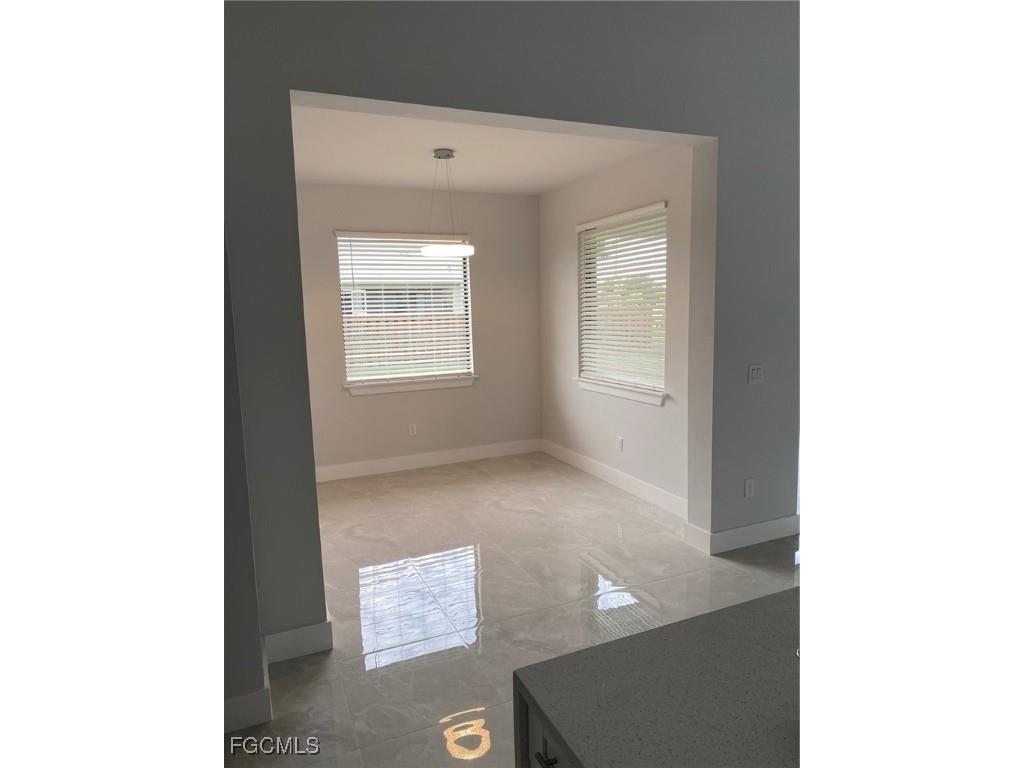 702 NW 2nd Lane Cape Coral FL 33993 2025014012 image13