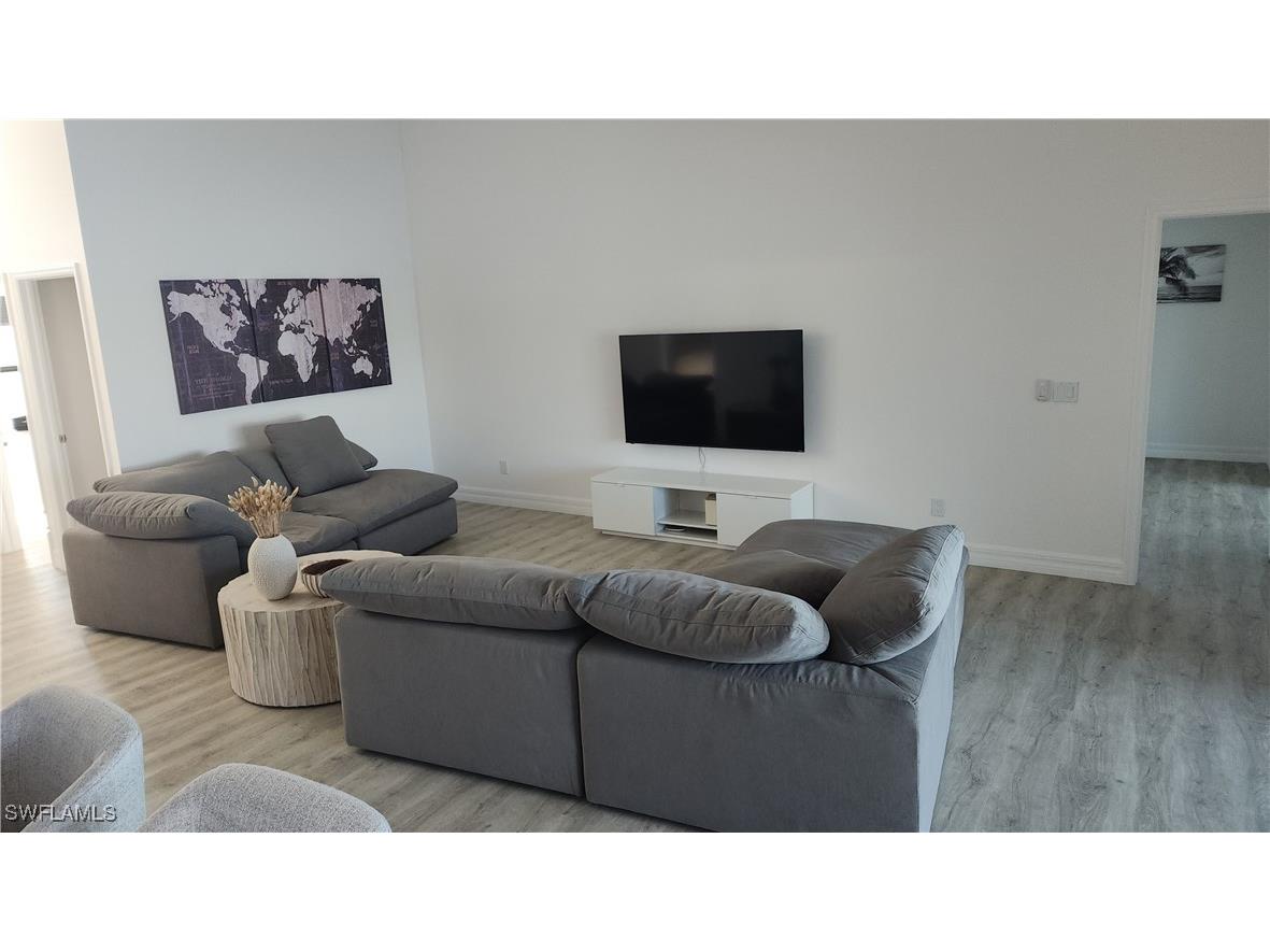 702 NW 30th Place Cape Coral FL 33993 225052345 image12