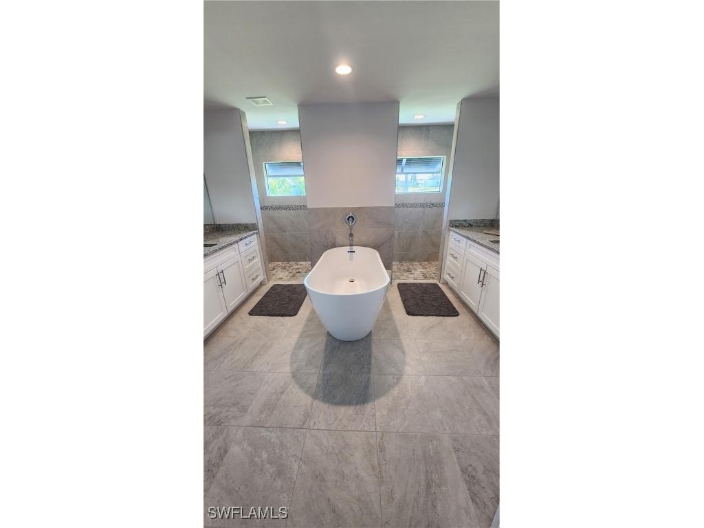 702 NW 30th Place Cape Coral FL 33993 225052345 image16