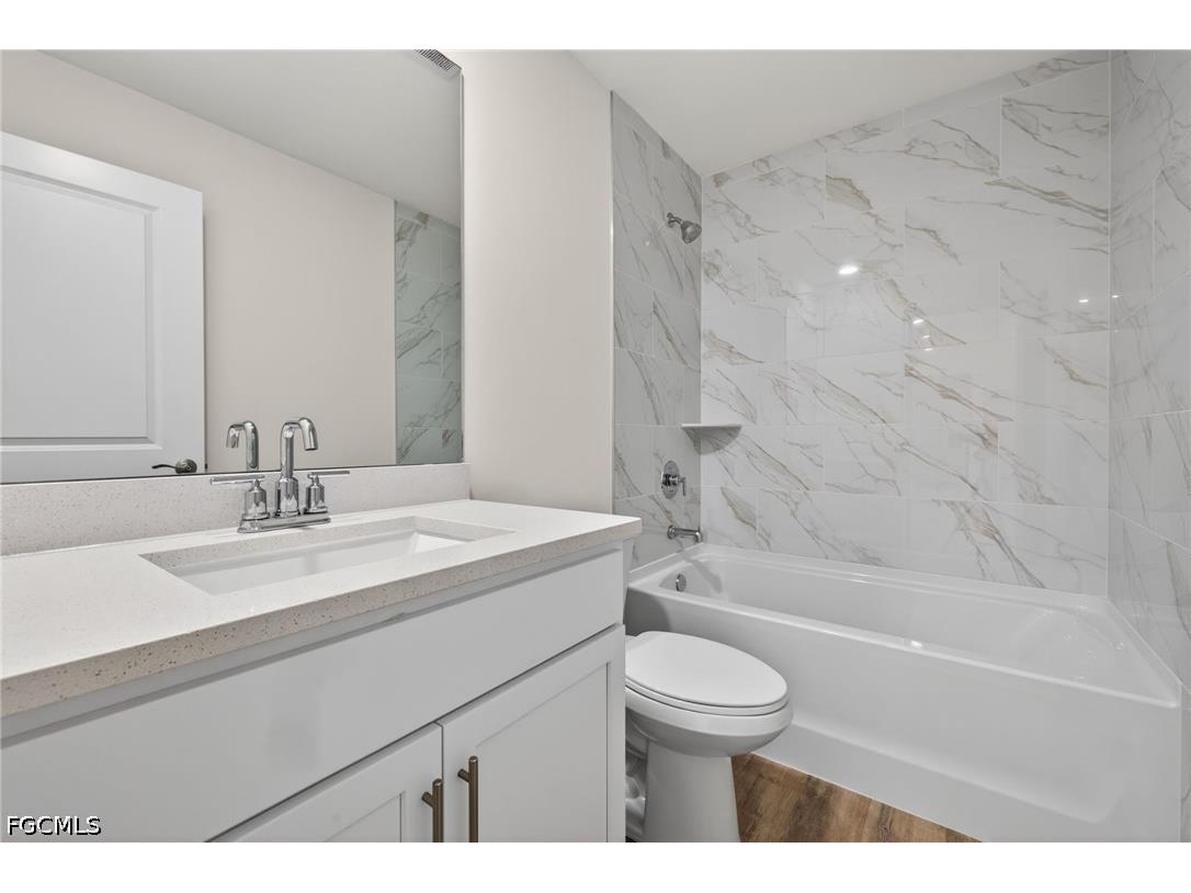 702 NW Douglas Circle Cape Coral FL 33993 2026019349 image15