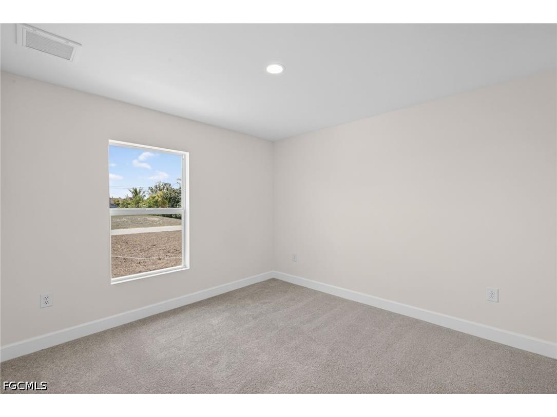 702 NW Douglas Circle Cape Coral FL 33993 2026019349 image16