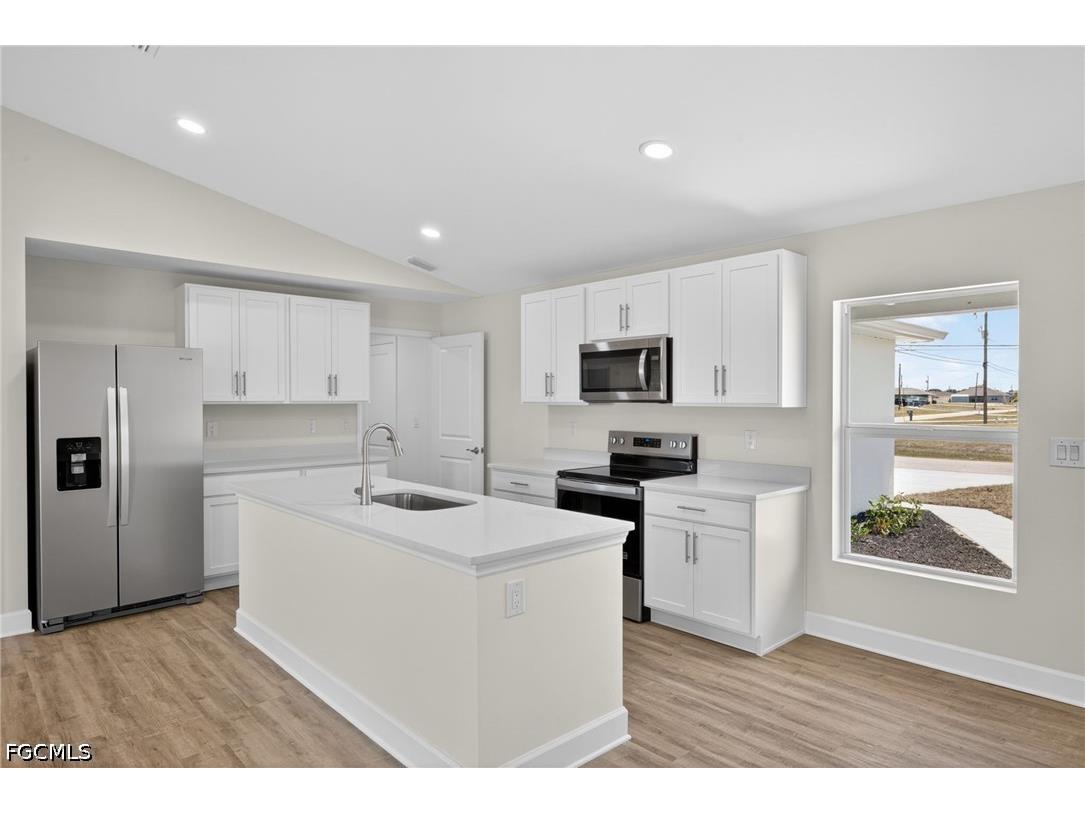 702 NW Douglas Circle Cape Coral FL 33993 2026019349 image2