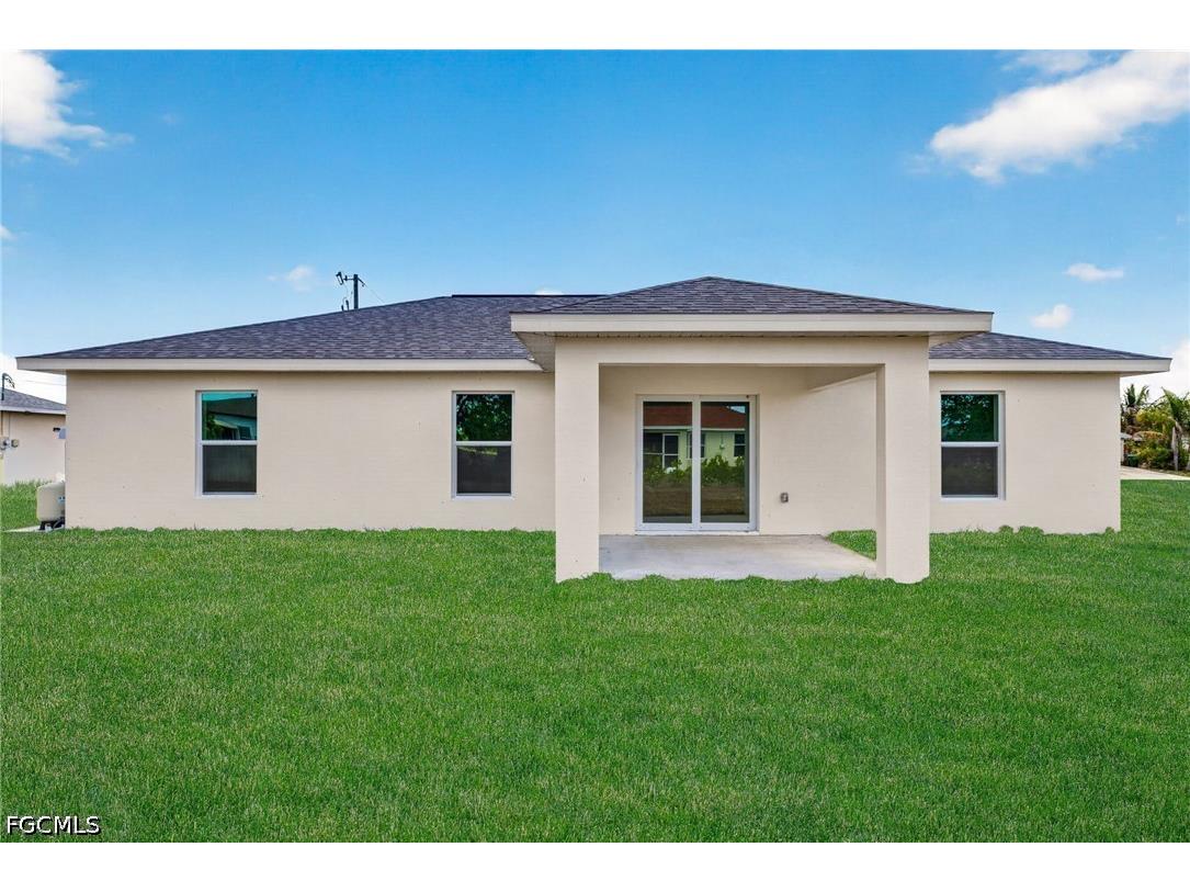 702 NW Douglas Circle Cape Coral FL 33993 2026019349 image24