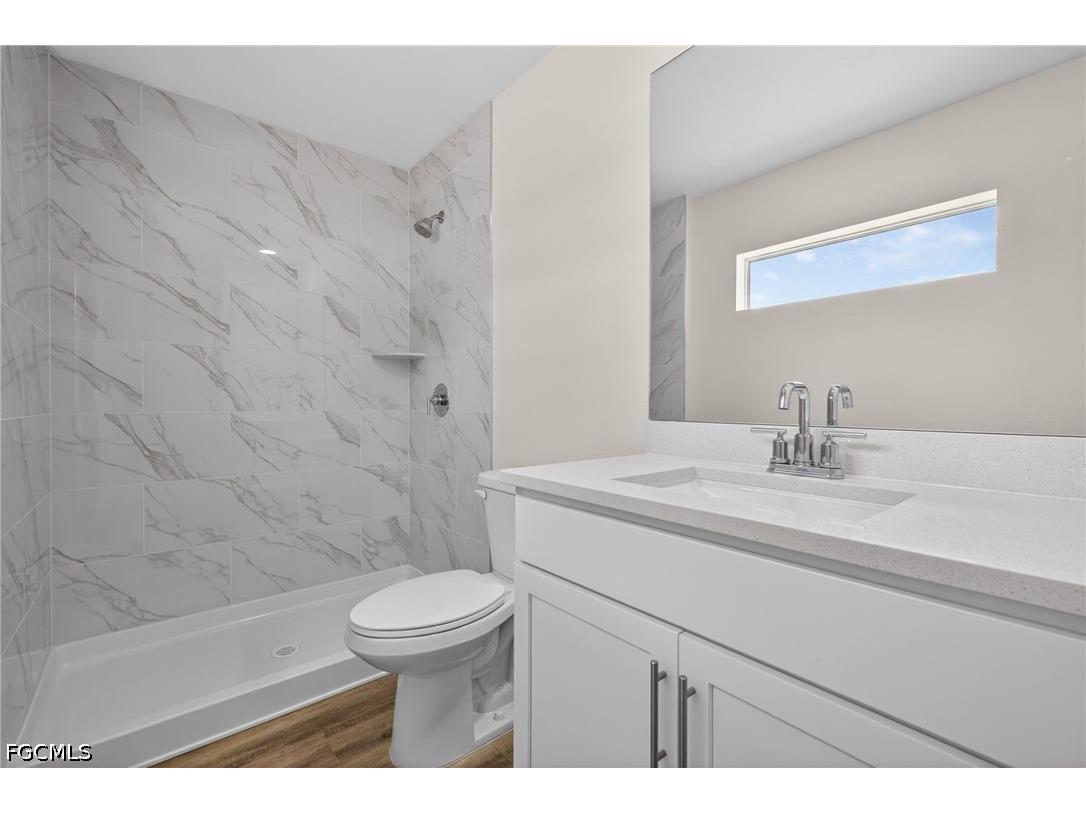 702 NW Douglas Circle Cape Coral FL 33993 2026019349 image4
