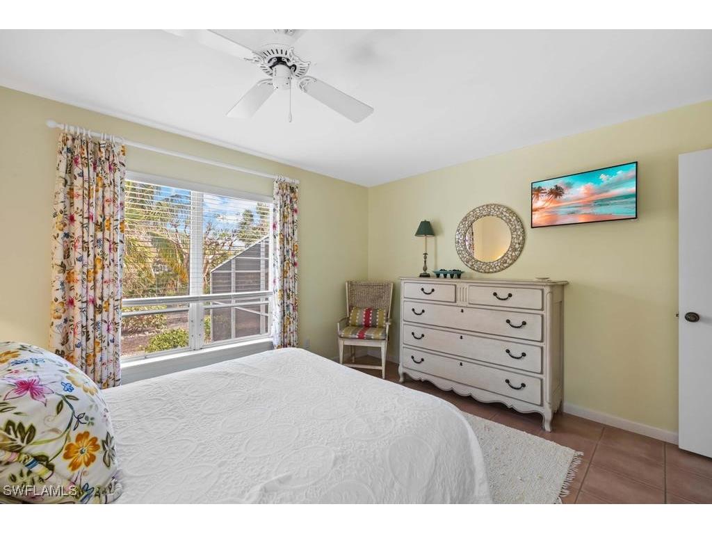 702 Pyrula Avenue Sanibel FL 33957 224104948 image25