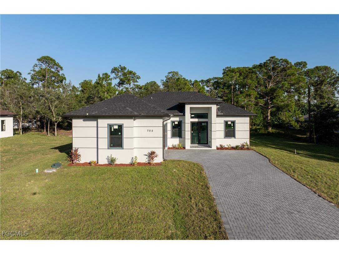 702 Richmond Avenue N Lehigh Acres FL 33972 2025013539 image1
