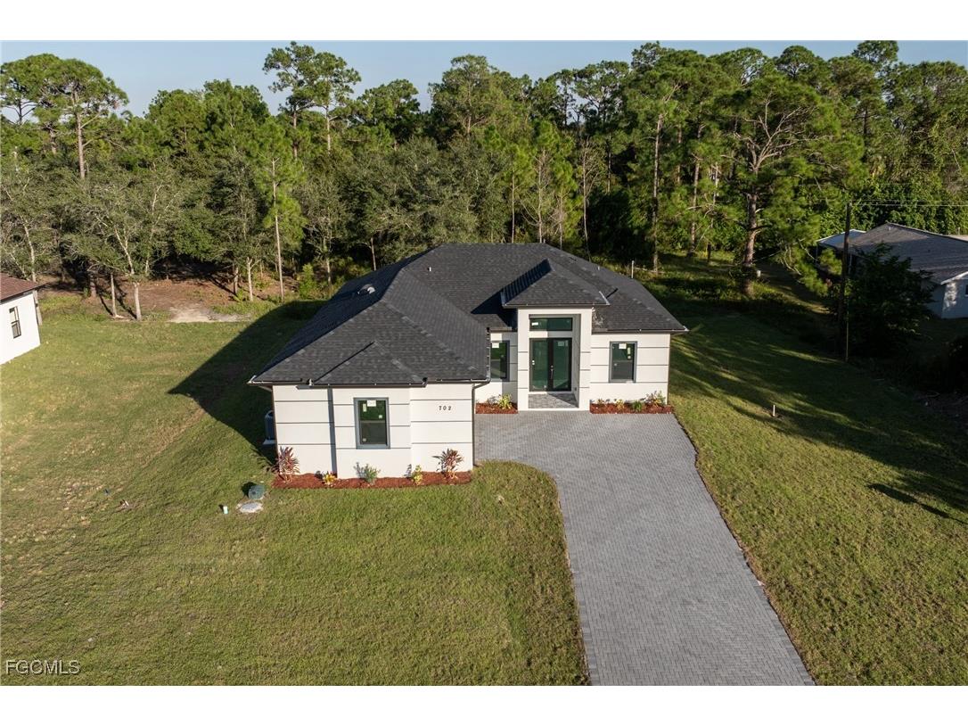 702 Richmond Avenue N Lehigh Acres FL 33972 2025013539 image37