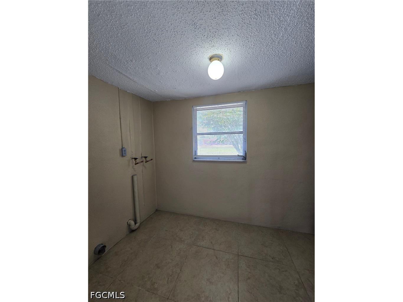 702 SE 47th Street #4 Cape Coral FL 33904 2026022495 image13
